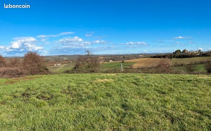 Terrain 1 610 m² Hautesvignes