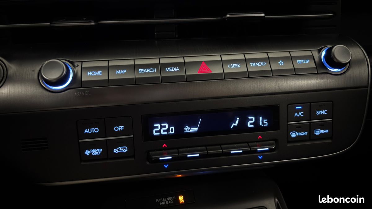 HYUNDAI KONA 1.6 GDI 141ch HYBRID 105ch HEV 1.6KWH - INTUITIVE - BVA - CARPLAY - ATTELAGE- 1ère MAIN (image 17)