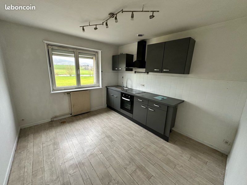 Appartement 3 pièces 77 m² · à Morteau · 77 m² · 1 000 €/mois