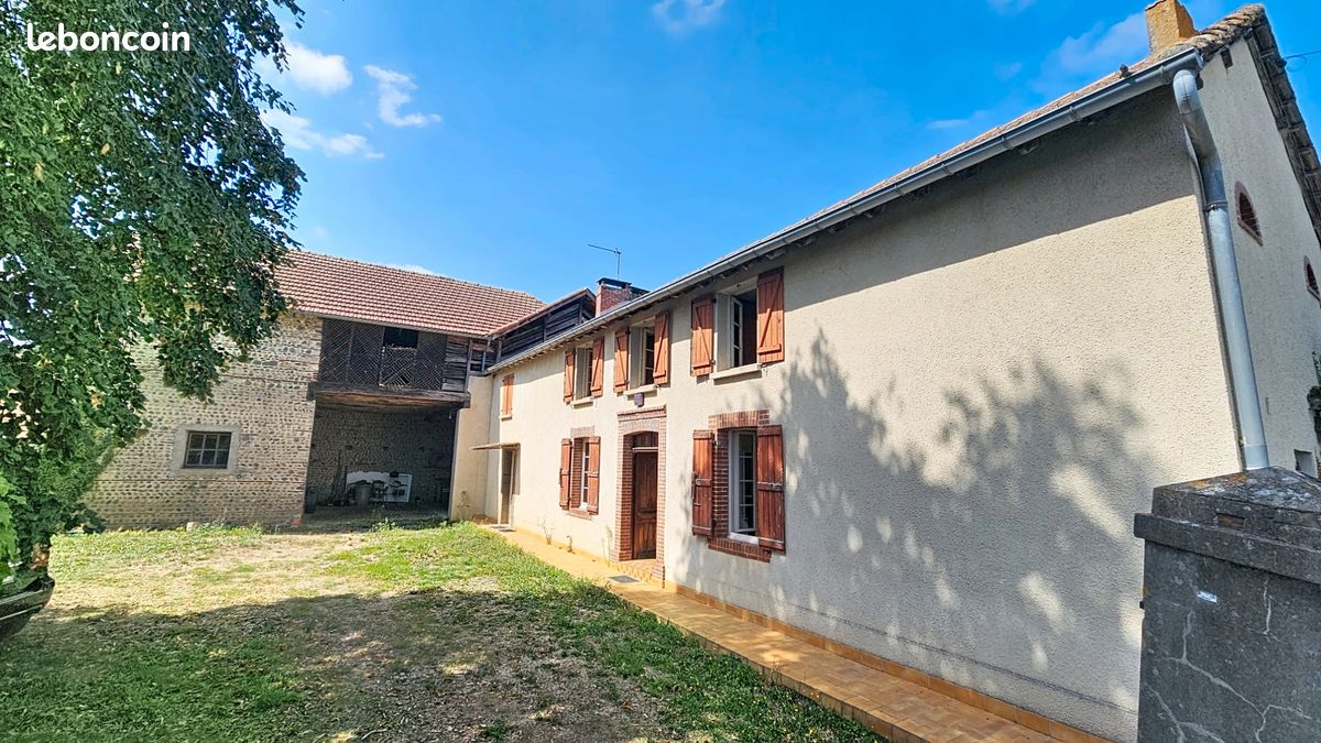 Maison 6 pièces 127 m² · à Marsac · 127 m² · 145 000 €
