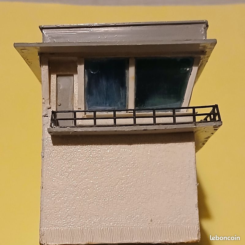 Poste d'aiguillage Vollmer 7604 N pour modélisme ferroviaire