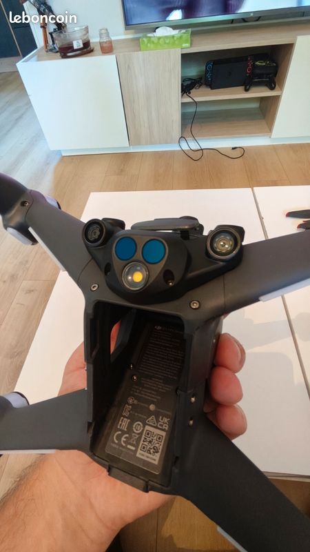 Pack DJI FPV / Avata complet – Très bon état – 3 batteries + accessoires (image 4)