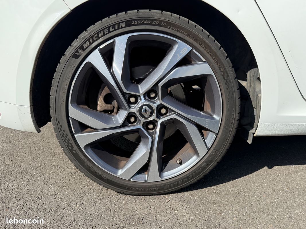 RENAULT MEGANE 1.6 TCE 205 ENERGY GT BVA / SUIVIE RENAULt / (image 10)