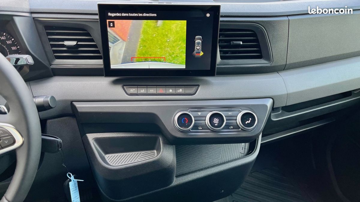 33 990 HT / Nissan interstar fourgon 3.5t l2h2 2.0 dci 170 cv BVA9 N-CONNECTA neuf / tva recuperable (image 7)