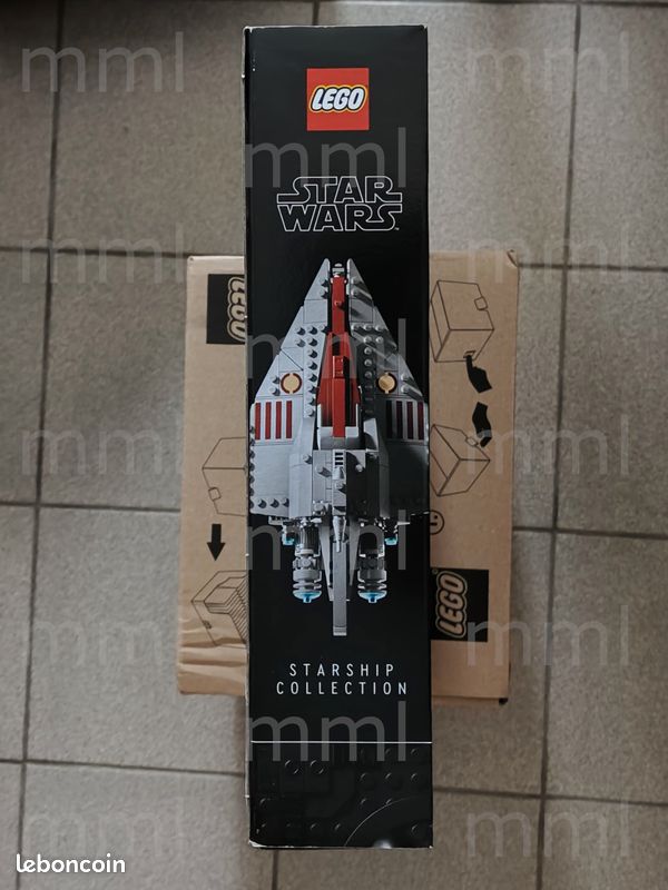 LEGO 75404 Le transport d’assaut de classe Acclamator de Star wars Clone war MIDI scale (image 3)