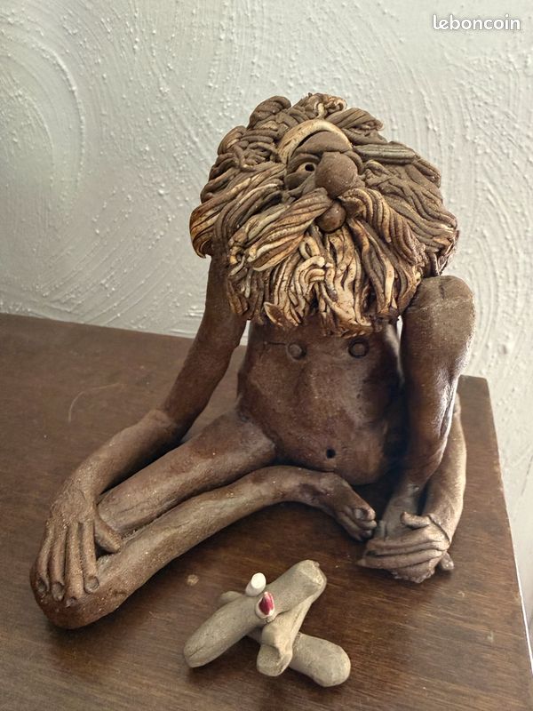 Sculpture artisanale originale en poterie – Aborigène australien – signed Joe Gott (image 1)