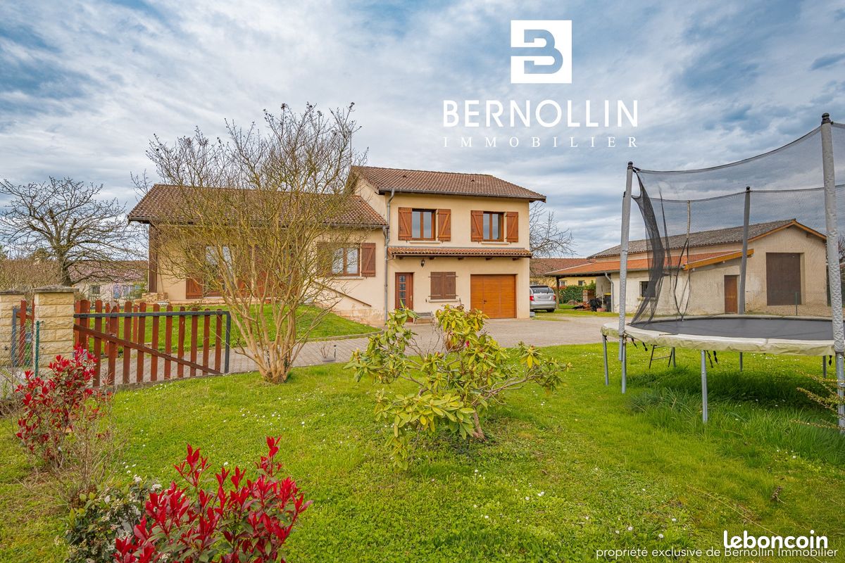Maison 5 pièces 121 m² · à Attignat · 121 m² · 269 000 €