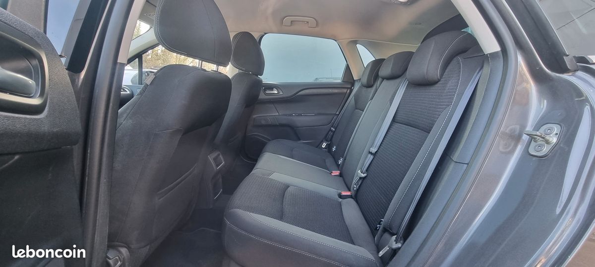 Citroen c4 1.2 thp 110 garatie 1 ans (image 5)