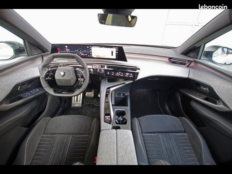 Peugeot 5008 Hybrid 145ch GT e-DCS6 (image 11)