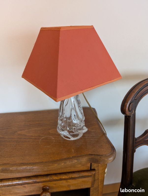 Lampe et abat jour en cristal 1940 vintage Orange - VIDE MAISON À ANTONY (92) – GRAND CHOIX D’OBJETS, VAISSELLE, LIVRES – SUR RENDEZ-VOUS (image 1)