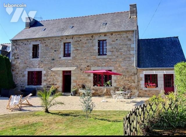 Maison 10 pièces 294 m² · à Penvénan · 294 m² · 620 000 €