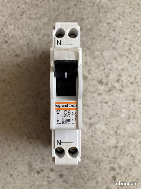 Disjoncteur (image 1)