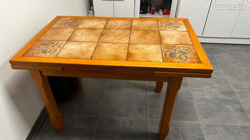 Table de salle à manger extensible en chêne avec plateau carrelé (image 3)