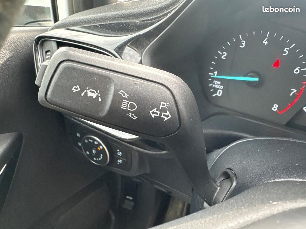 Ford Fiesta 1.0 ECOBOOST - 125 BV DCT S&S TITANIUM (image 25)