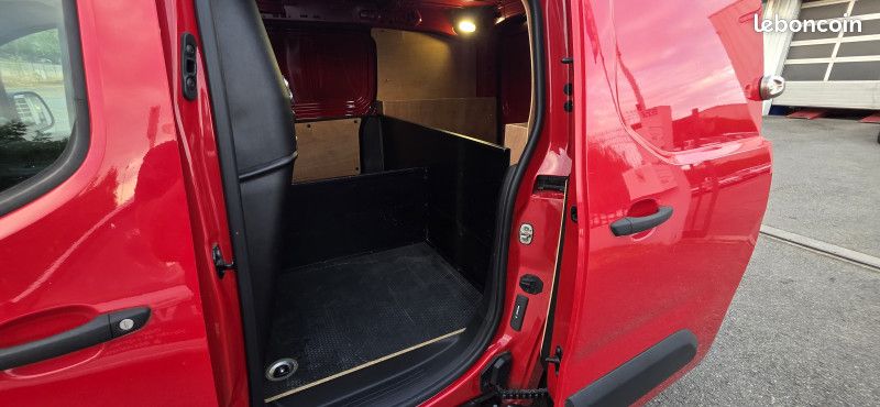 Citroen BERLINGO VAN M 650KG BLUEHDI 130 S&S DRIVER EAT8 (image 16)