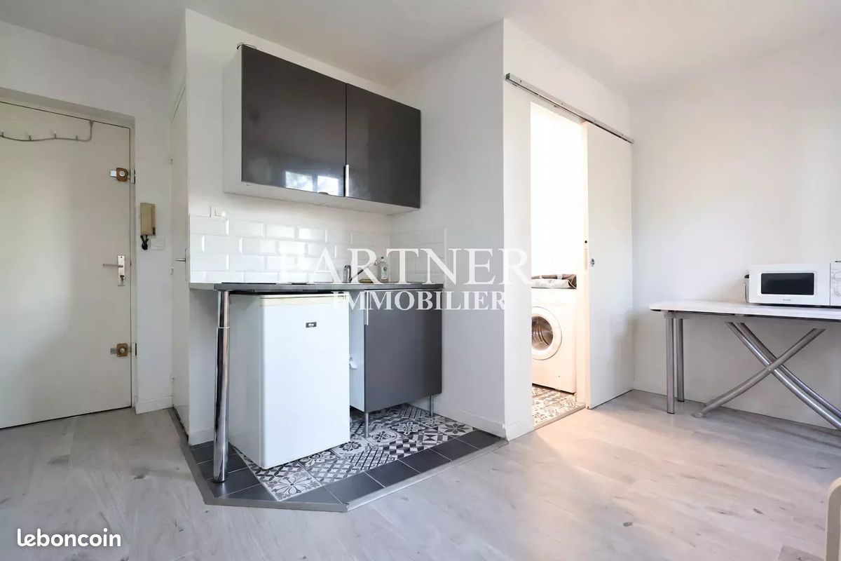 Appartement 1 pièce 16 m² · à Aix-en-Provence · 16 m² · 128 000 €