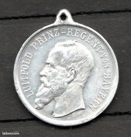 MÉDAILLE MILITAIRE LÉGION D’honneur Ancienne EUR 3,50 - FR