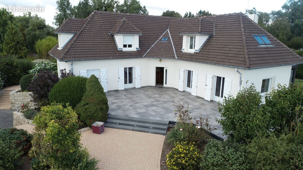 Maison 8 pièces 334 m² · à Laon · 334 m² · 680 000 €