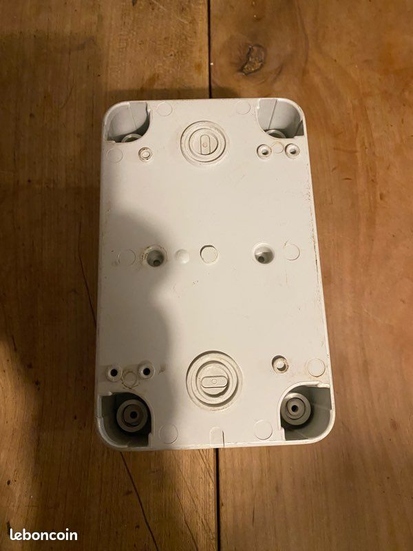 Boîtier de distribution (image 4)