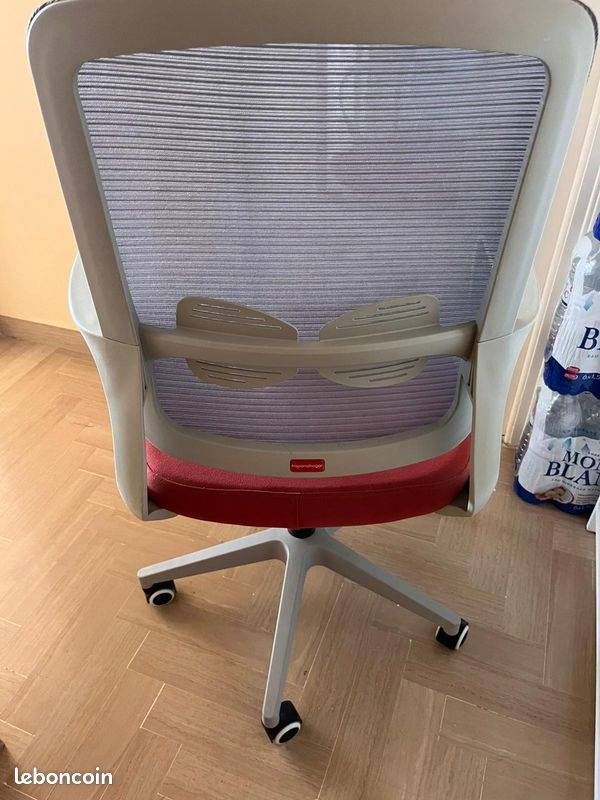 Chaise de bureau très bon état (image 3)