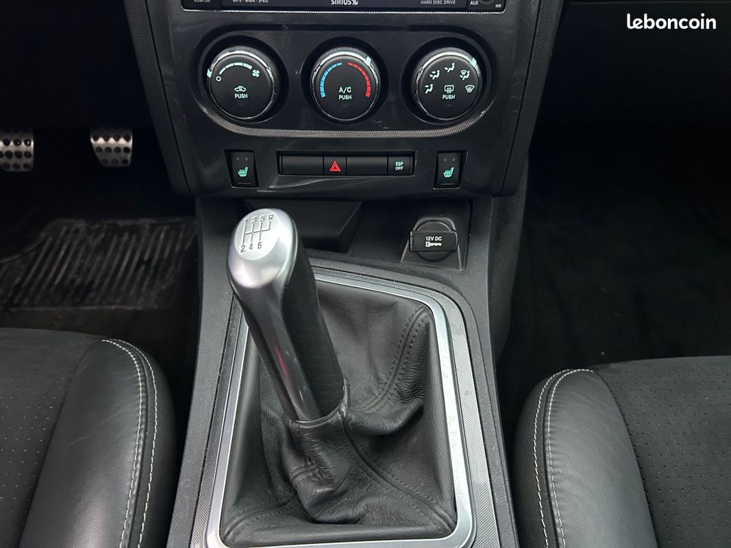 DODGE CHALLENGER 6.1 V8 431 SRT8 BVM - Caméra de recul - Garantie 12 mois (image 8)