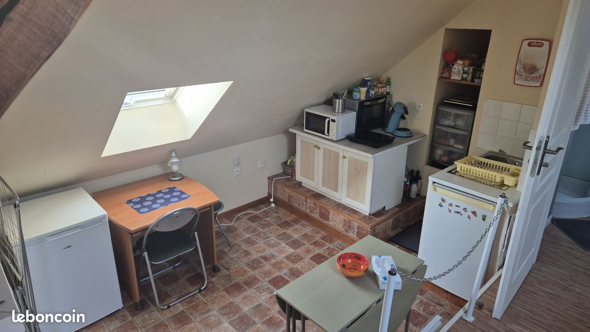 Appartement 1 pièce 15 m² · à Salouël · 15 m² · 300 €