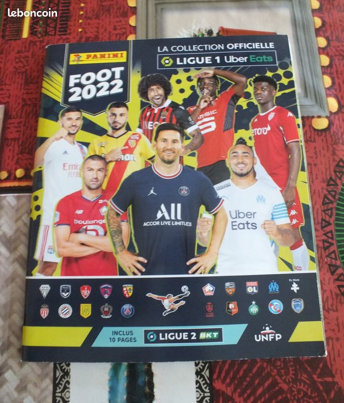 ALBUM PANINI FOOT 79 Très BON ETAT INCOMPLET