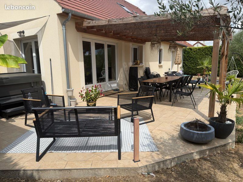 Maison 6 pièces 165 m² · à Pannes · 165 m² · 315 000 €