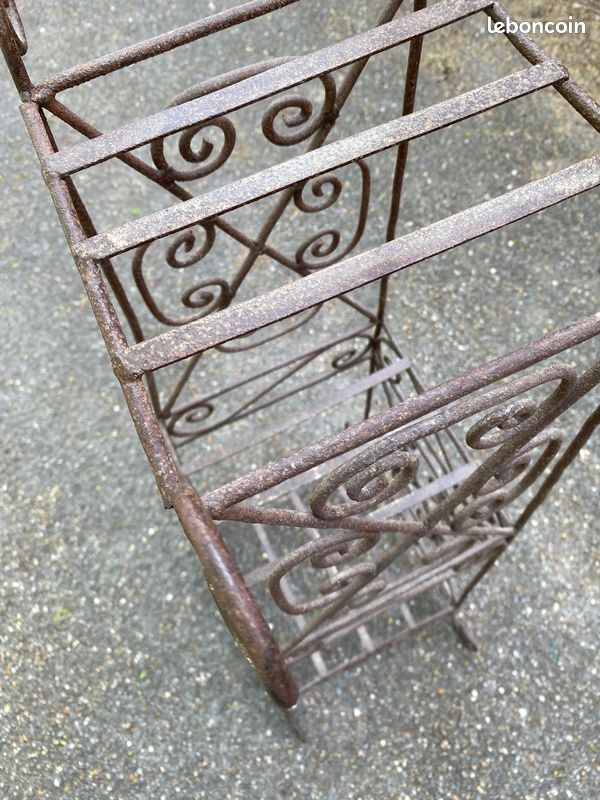 Porte parapluie vintage en acier forgé (image 4)