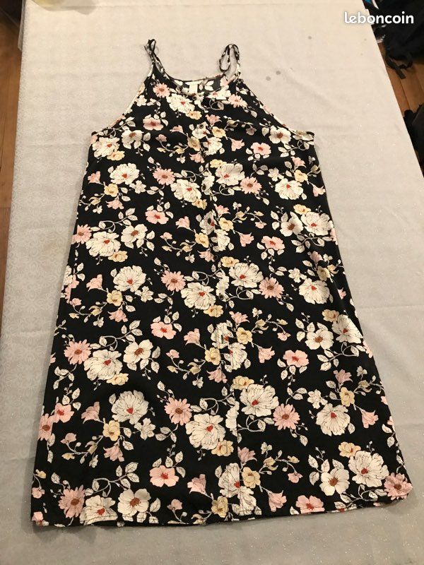 Lot de robes d’été (image 4)