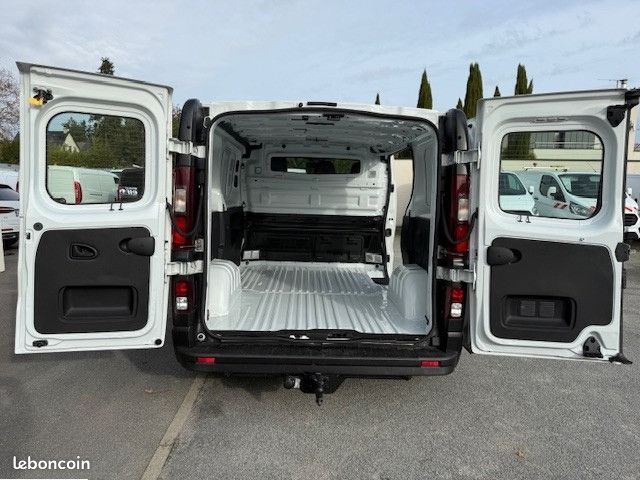 Renault TRAFIC III FG L1H1 1200 1.6 DCI 125CH GCF E6 (image 11)