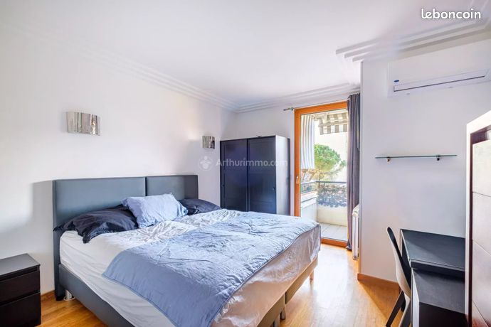 Appartement 6 pièces 135 m² — 11