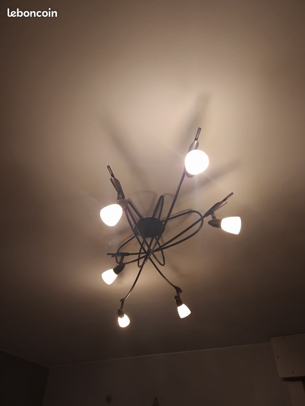 Lustre (image 2)