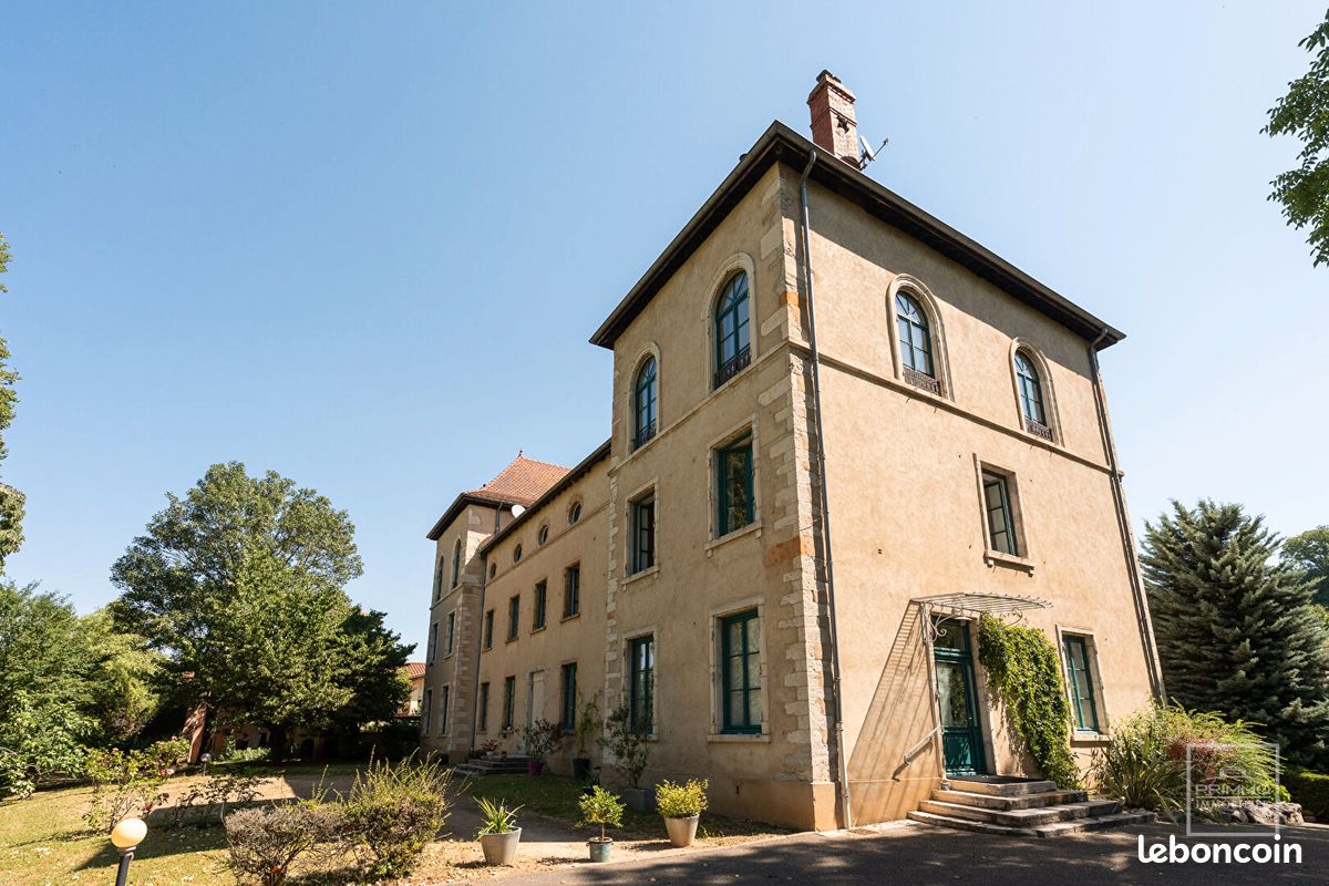 Appartement 4 pièces 114 m² · à Genay · 114 m² · 375 000 €