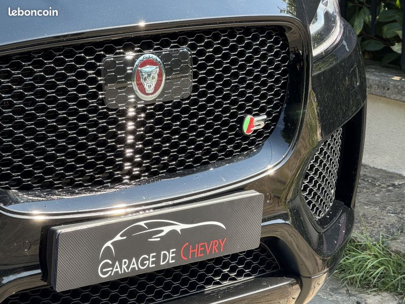Jaguar F-PACE V6 3.0D 300CH S 4X4 BVA8 (image 4)