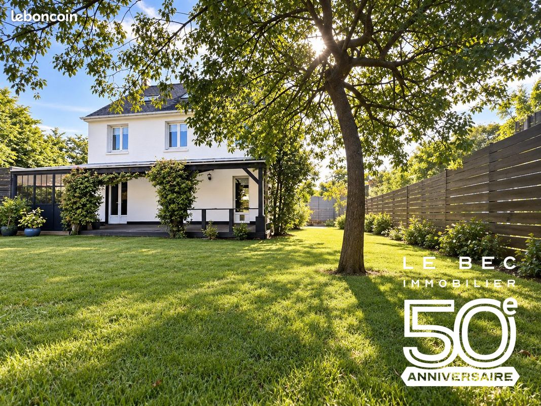 Maison 7 pièces 151 m² · à Theix-Noyalo · 151 m² · 459 800 €