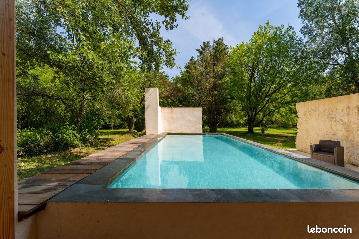 Maison 7 pièces 222 m² · à Gaillan-en-Médoc · 222 m² · 655 000 €