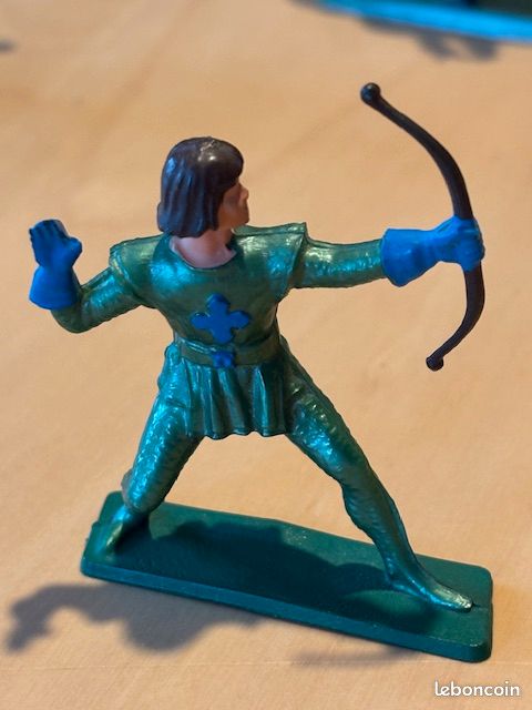 Figurine Arbalétrier Moyen-Âge Starlux 6005 Avec Boîte-vitrine (années 1970)