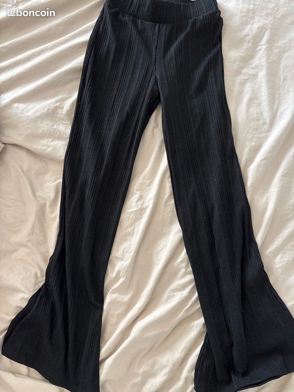 Pantalon fluide noir « Bershka » (image 2)