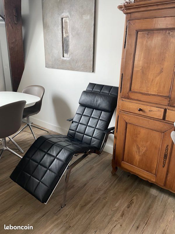 Fauteuil design (image 1)