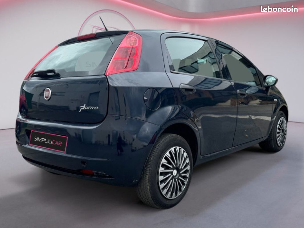 Fiat punto cult 1.2 69ch / city mode / start stop / full entretien ...