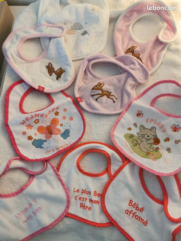 Lot de 9 bavettes (image 1)