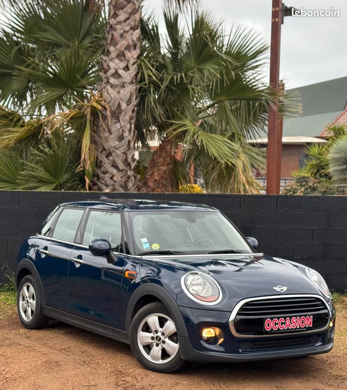 Mini Cooper D 5 portes Boite Auto (image 2)