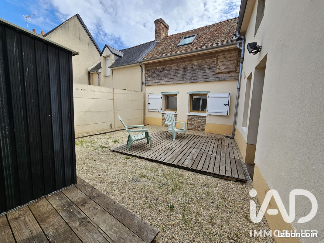 Immeuble 104 m² · à Connerré · 104 m² · 188 000 €
