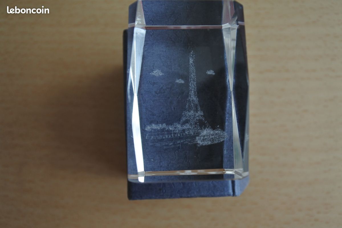 Tour Eiffel en cristal (image 7)