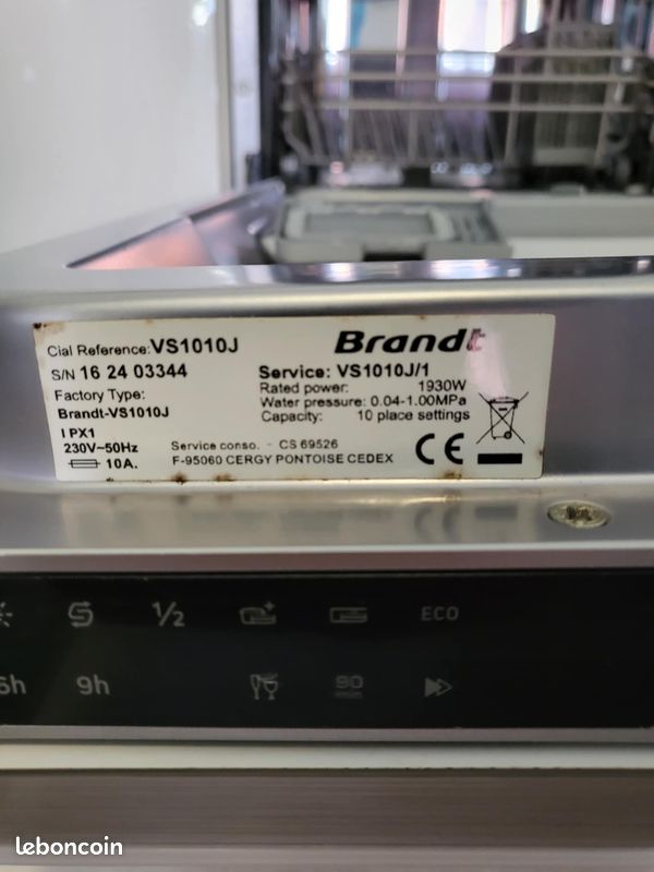 BRANDT Lave vaisselle 45cm 10 couverts 47db tout intégrable - vs1010j pas cher