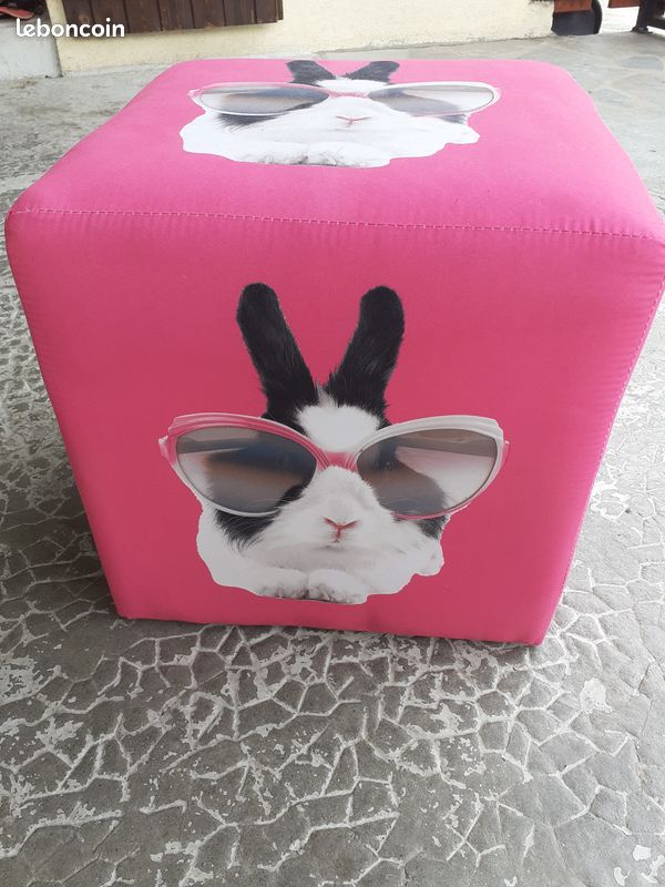Pouf (image 1)