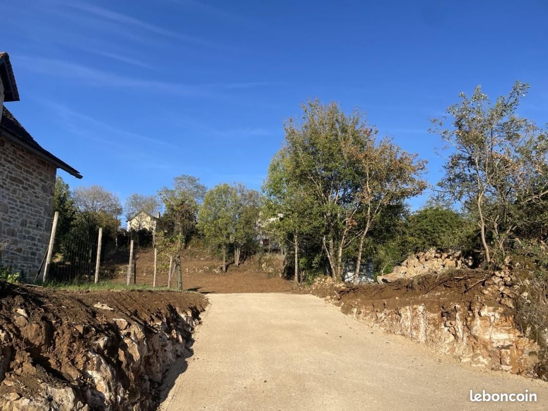 Terrain 1 650 m² La Capelle Balaguier · à La Capelle-Balaguier · 28 050 €