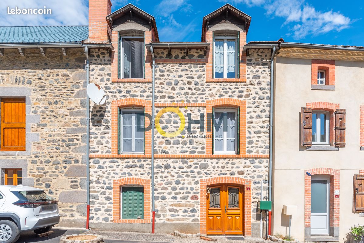 Maison 5 pièces 94 m² · à Massiac · 94 m² · 99 000 €