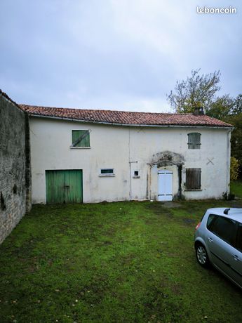 Maison à rénover - Annepont 17350 (bourg)
